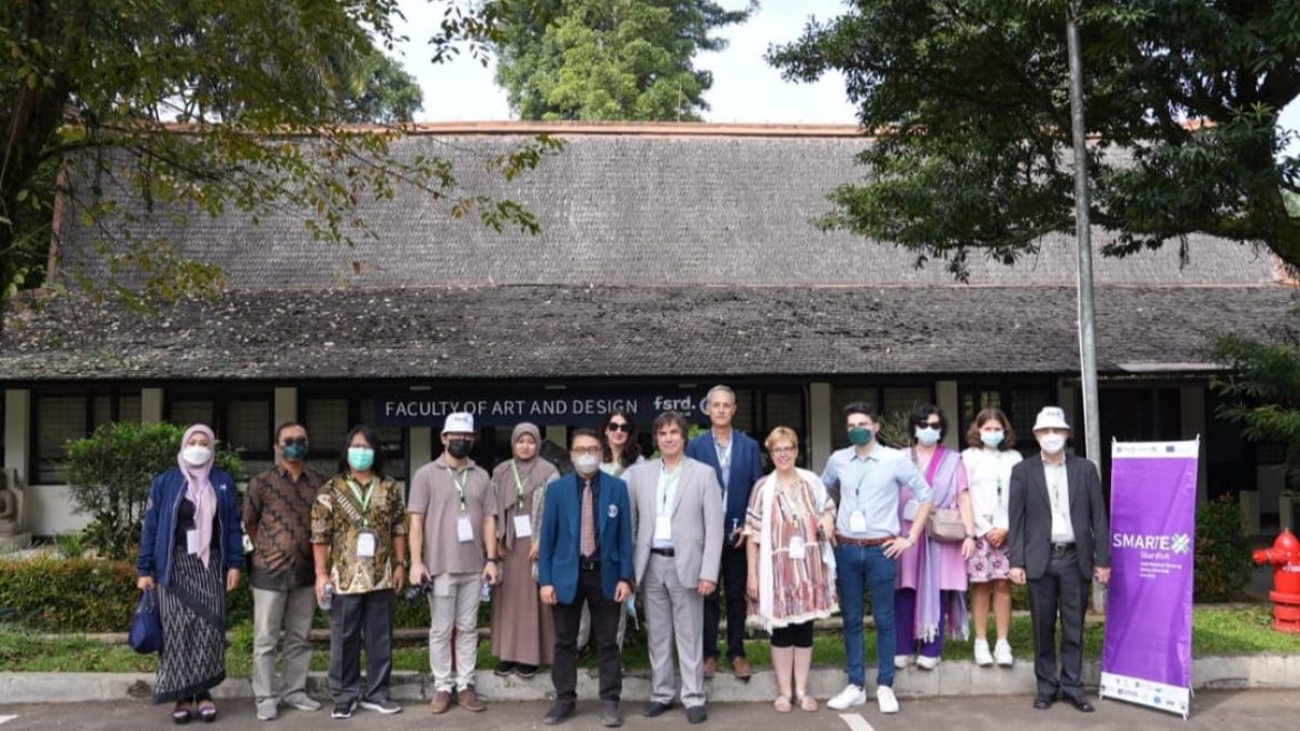The Smart Textiles Program – Modernization of Curriculum of Textile Engineering and Textile Technology in Indonesia, Malaysia, and Pakistan is a program funded by Erasmus+, part of the Erasmus+ CBHE program.