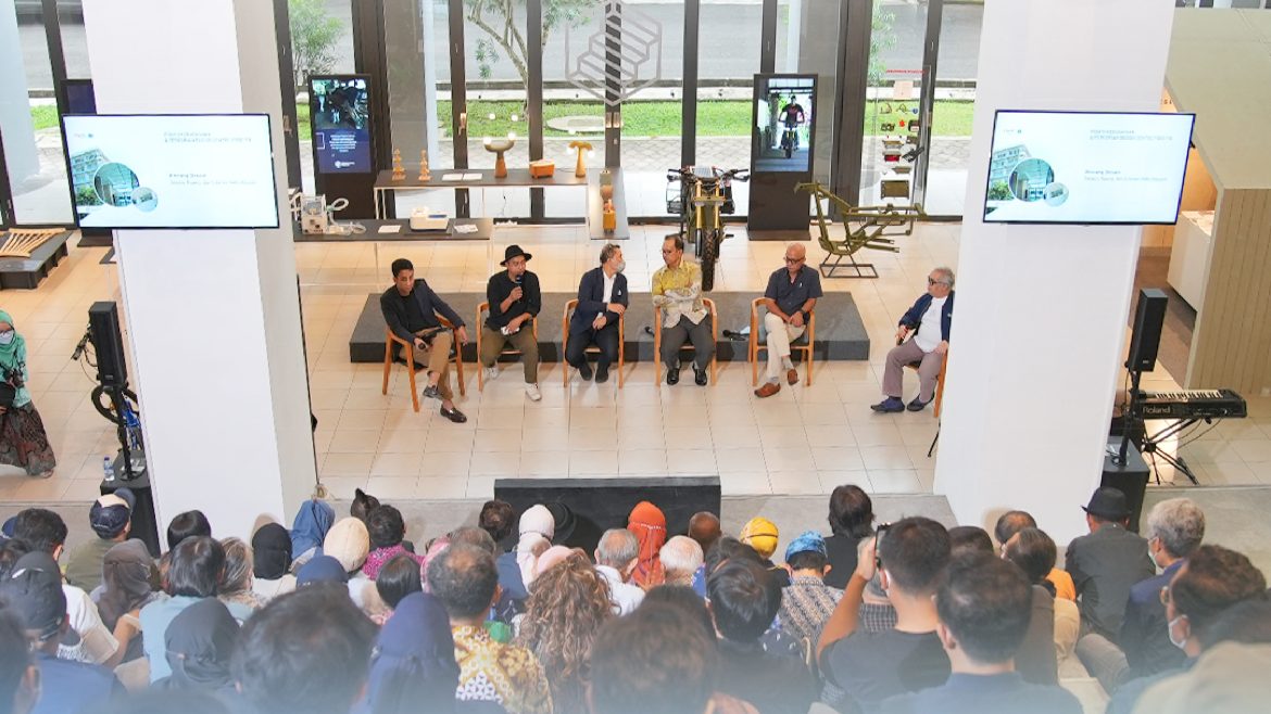 Opening Design Centre, Faculty of Art and Design ITB
